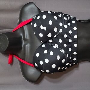 NWT Unique & Classic Bikini Swim Top Retro Halter Bra Underwire Red Blk White 3X